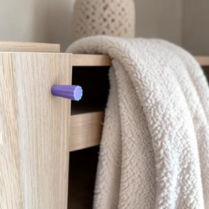 Fluted Drawer Pull | Decorative Cabinet Knob | Scalloped Furniture Handle | Modern Minimalist Pull | Custom Colours Available