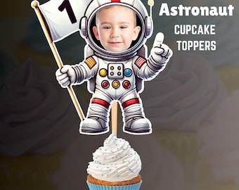 Adornos para cupcakes con cara de astronauta personalizados / Decoración de fiesta personalizada / Decoraciones para pasteles personalizadas / Digital / Cumpleaños de astronauta espacial