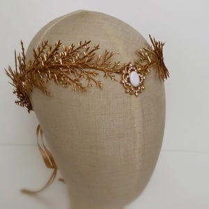 Gold Elven Crown, Winter Fairy Tiara, Elven Gold Circlet, Winter Fairy Headband, Gold Fairy Headpiece, Elven Gold Crown, Golden Diadem,