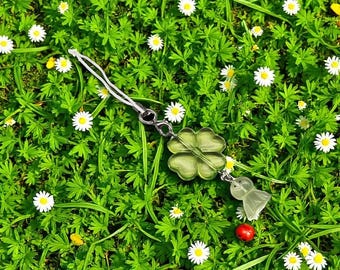 Lucky clover phone charm, phone accessories, keychain charm, accessory gifts, bagcharm, matching, Y2K accessory, summer accessory,trend