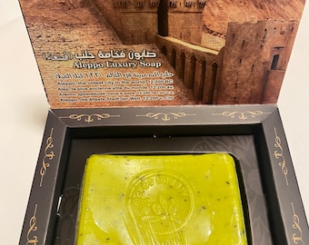 Seife mit Sheabutter und Kamillenblüten