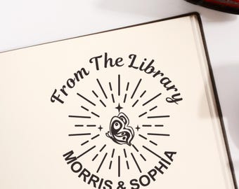 Sello de biblioteca con mariposa personalizado, ex libris con nombre personalizado, regalo para parejas, sello de la biblioteca de libros, regalo de aniversario de bodas