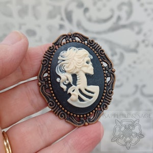 Lolita Cameo Renaissance Brooch Pin, Medieval, Victorian, Elizabethan, Tudor for Faire Bodice Dress Gown