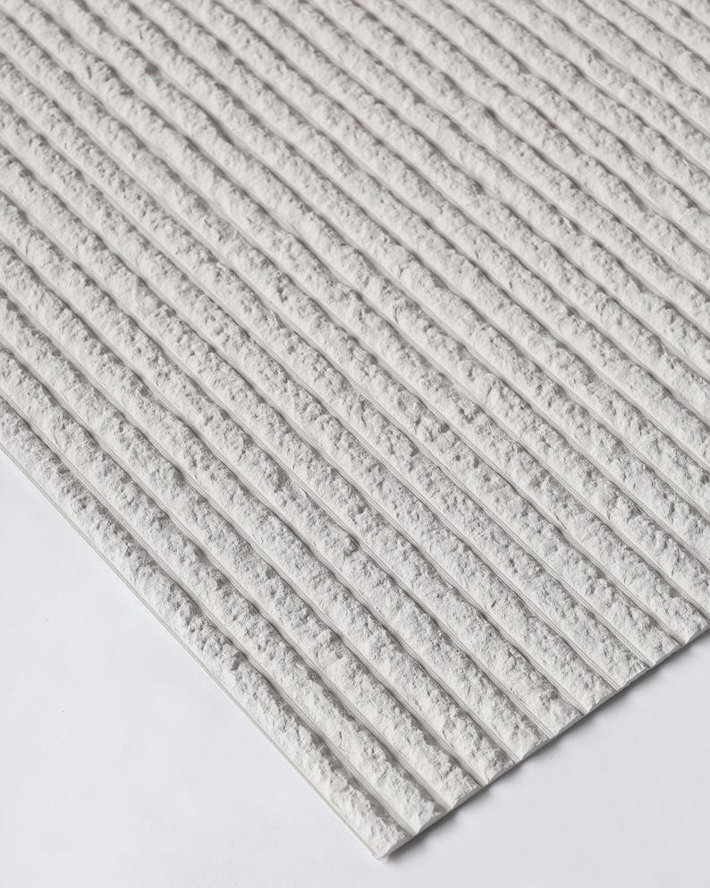 DUNES Stone Touch Flex FLR 02 | Flexibel väggpanel i mineralsten | 120x60cm | 5 mm djup textur | Lätt och vattentät | Övermålningsbar vit bild 3