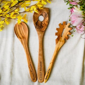 Personalisierte Olivenholz-Küchenutensilien Set 3-teilig Handgefertigt Nachhaltig Praktisches Geschenk für Mama & Kochliebhaber