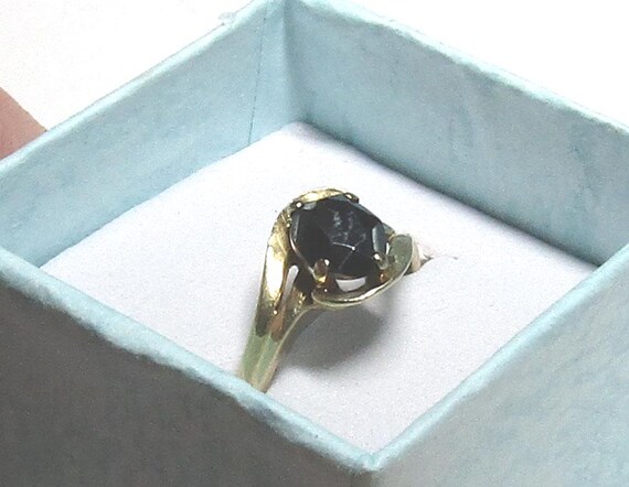 Vintage Hematite Solitaire Ring, solid 10K Y Gold… - image 4