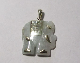 Vintage light green jade & 14K Y Gold Asian Elephant Pendant, free US basic shipping