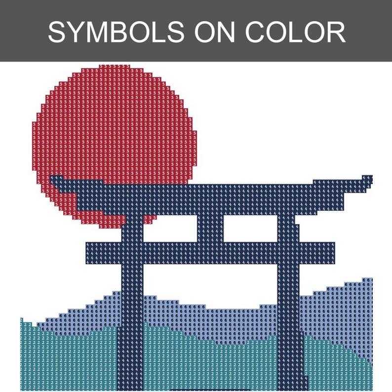 Op de afbeelding: Een kruissteekpatroon getiteld SYMBOLS ON COLOR met een donkerblauwe torii-poort tegen een grote rode cirkelvormige zon. Het ontwerp bevat gelaagde bergen in tinten lichtblauw en groenblauw, waarbij elk gedeelte is gemarkeerd met cijfersymbolen.