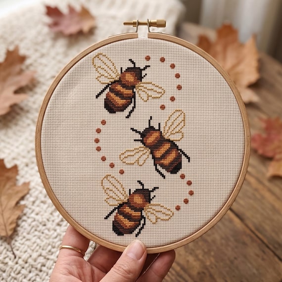 Honey Bee Cross Stitch Pattern, Beginner Bumblebee Needlepoint Chart (PDF Download)