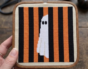 Peeking Ghost Cross Stitch Pattern, Halloween Needlepoint Chart, Spooky Pattern, Instant Download