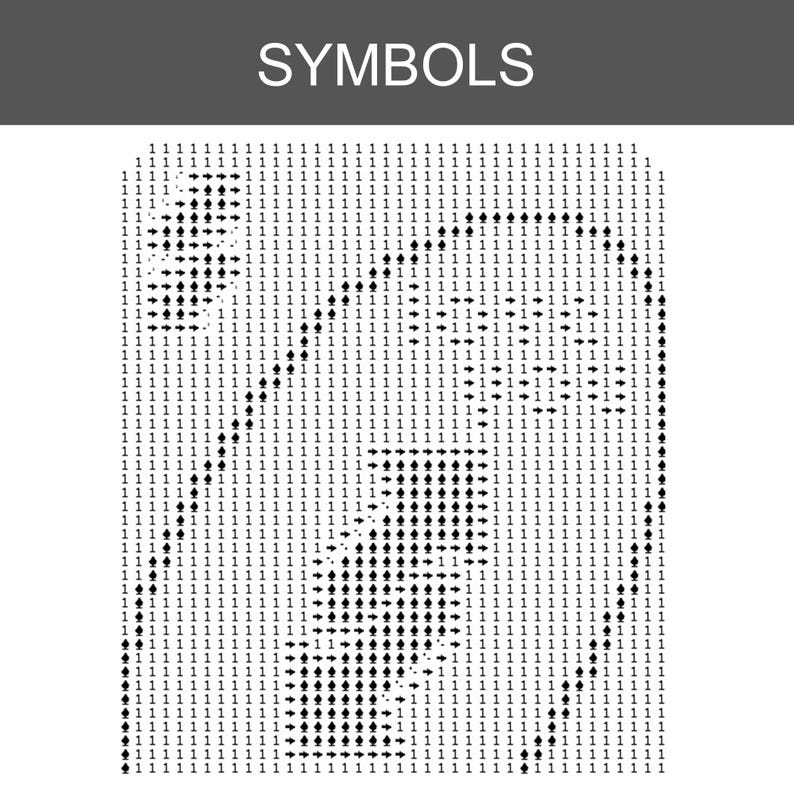 Pu&ograve; includere: Una griglia etichettata SYMBOLS che presenta una disposizione ripetitiva del numero 1, icone di picche nere e frecce rivolte verso destra. Il design &egrave; presentato in bianco e nero, creando una disposizione visiva strutturata e monocromatica.