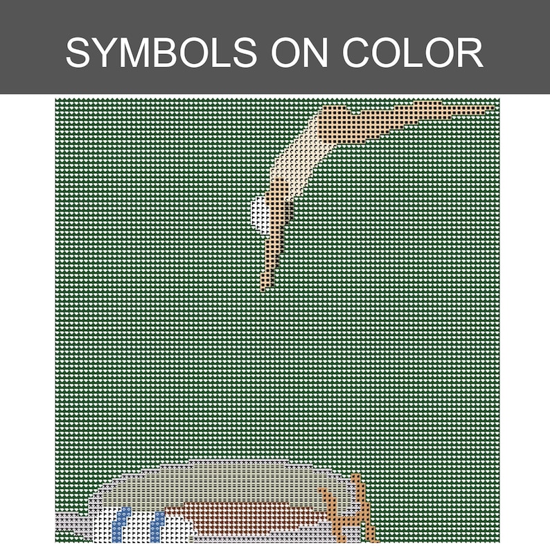 Puede incluir: Un patr&oacute;n de punto de cruz titulado SYMBOLS ON COLOR que presenta una cuadr&iacute;cula de cuadrados verde oscuro. Una figura estilizada en beige y blanco se sumerge hacia un objeto redondeado de color claro con detalles azules y marrones abajo.