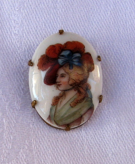 Vintage, Antique Hand Painted Porcelain Pin