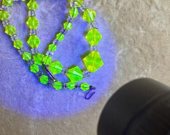 An Antique Yellow Faceted Glass Graduated Bead Necklace that GLOWS