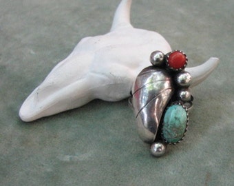 A Sterling Silver Turquoise and Coral Ring in a Size 6