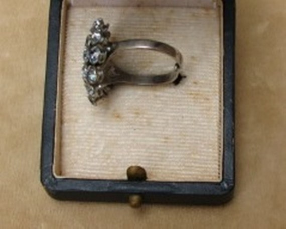 A Vintage Costume Rhinestone Ring in a Very Pale … - image 3