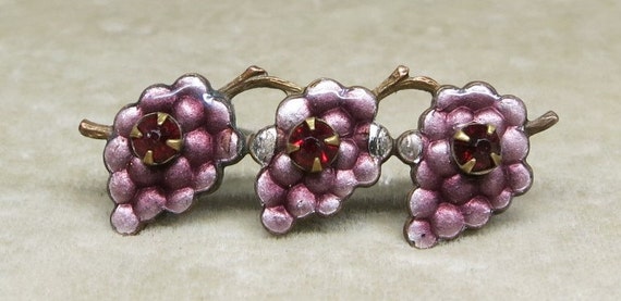 A Sweet Little Antique Brooch - image 2