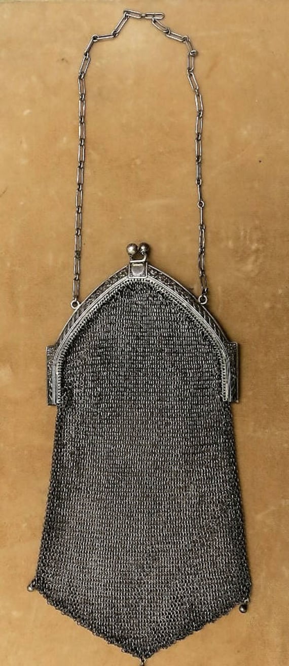 A Sterling Art Deco Chainmail Evening Bag