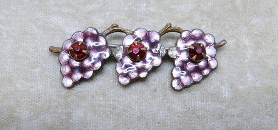 A Sweet Little Antique Brooch - image 3