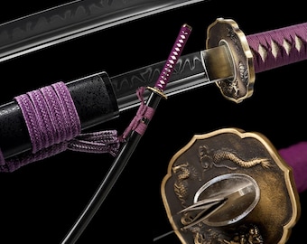 Katana morada hecha a mano: espada samurái templada en arcilla