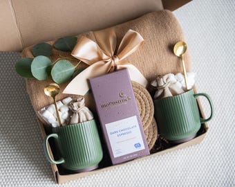 Housewarming Gift Box for Couple, New Home Gift Set, Cozy Gift Basket, Closing Gift, Realtor Gift, Moving Gift, Housewarming Present