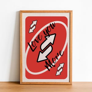 Stampa trendy Love You More, poster di carte da gioco, stampabile arte murale retrò rossa, arte murale femminile, decorazione murale preppy, arte murale su tela