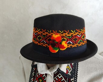 Handmade Embroidered Cashmere Hat – Perfect Christmas Gift, Unique Winter Fashion, 57 cm