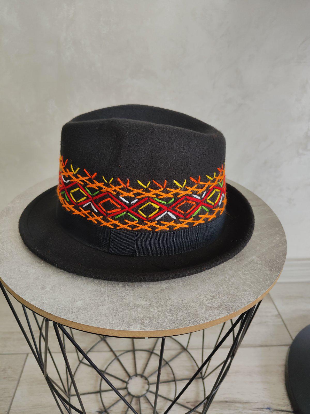 Handmade Embroidered Cashmere Hat – Unique Ethnic Design, 57 cm