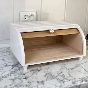 Handmade Wooden Bread Box – Solid Beech Wood Bread Bin – Rustic Kitchen Storage – Eco-Friendly Bread Keeper – Free Shipping