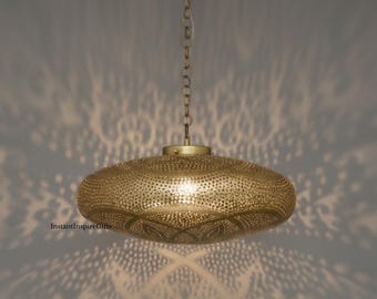 モロッコ風真鍮製ペンダントランプ、ボヘミアン風ゴールドシャンデリア、手作りUFO型シーリングライト、ダイニングルーム用照明器具