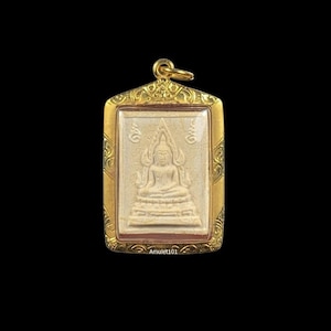 LP Ruesri Lingdum Buddha Amulet: Wat Taa Zung, Thailand (1990) , Gold Frame grade 80