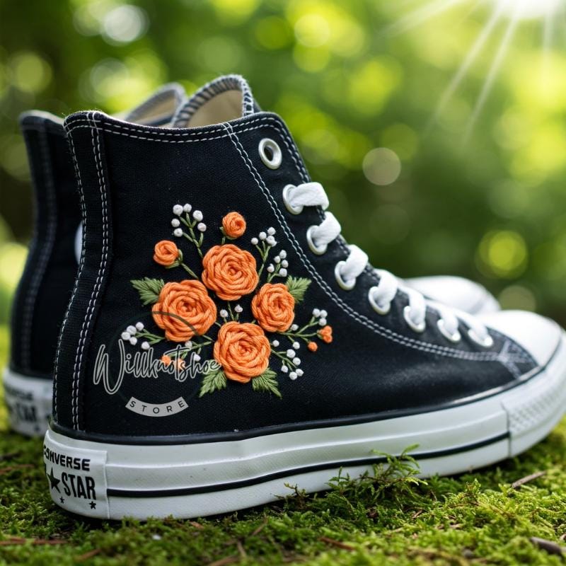 Chuck Taylor brodée de fleurs roses orange personnalisées