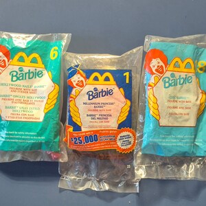 McDonalds Barbie 3 Lot Vintage Barbies Happy Meal 1999 Collectible in Package. MILLENNIAL,  HOLLYWOOD  Nails, Chic BARBIE Mattel licensed