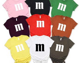 Buchstabe M Gruppe Familienkostüme Hemd, M und M passendes Familienhemd, Familien-Halloween-Shirt, Süßigkeitsgruppenhemden, M und M Hemd,