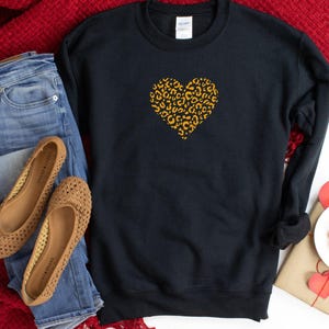 Leopard Love Heart Shirt, Valentines Day Shirt, Lovers gift, Couple Matching Shirt, Gift For Wife, Mother&#39;s Day Shirt, Love Shirt,