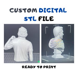 Puede incluir: Un archivo STL digital personalizado listo para imprimir, con dos modelos 3D sobre un fondo de cuadrícula. Uno muestra la vista posterior de una persona con camisa de cuello, y el otro un busto de perfil de una persona con capucha sobre un pedestal.