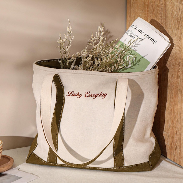 Personalisierte Tragetasche, Brautjungfer Geschenk, Bestickte Tragetasche, Personalisierter Text Tote, Bachelorette Geschenk, Strandtasche, Name Einkaufstasche, Geschenk für Sie