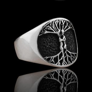 Tree of Life Ring in 925 Silver, Celtic Oak Tree Jewelry, Nature-Inspired Handmade Stackable Ring for Men and Women
