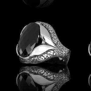Oval Black Onyx Signet Ring for Men, Gothic Silver Statement Ring, Bold Onyx Stone Ring in Polished or Oxidized Finish