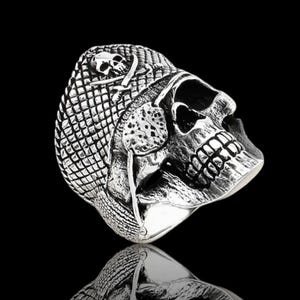 Sterling Silver Pirate Skull Ring, Gothic Skeleton Wrap Ring for Men, Dainty Gothic Pirate Jewelry Gift