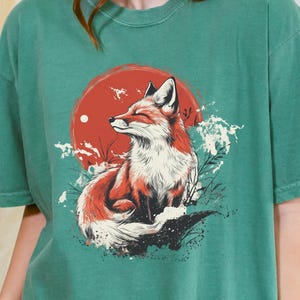 Fox Graphic Unisex T-shirt, Urban Streetwear Japanese Style Tee, Nature Lover Vintage Animal Shirt, Retro Wildlife Top, Men/Women Apparel image 4