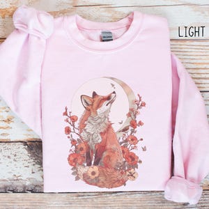 Forestcore Fox Sweatshirt, Cottagecore Floral Fox Comfy Wildlife Pullover, Nature Lover Crewneck, Cute Animal Tops for Spring, Gift for Her image 3