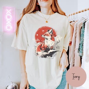 Fox Graphic Unisex T-shirt, Urban Streetwear Japanese Style Tee, Nature Lover Vintage Animal Shirt, Retro Wildlife Top, Men/Women Apparel image 6