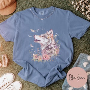 Vintage Wolf Shirt, Comfort Colors Boho Floral Wolf Graphic Tee, Retro Wolves Tshirt, Wilderness and Nature Lover Gift, Comfy Oversized image 4