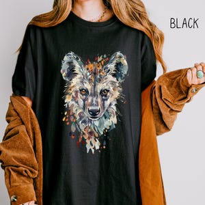 Aquarell Hyäne Comfort Farben Tshirt | Wildtier-Tierkunst-Shirt, Safari-T-Shirt, wunderliches Hyäne-Blumendruck-erwachsenes Unisex-Oberteil, Geschenk für sie