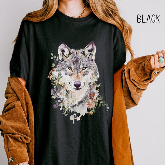 Comfort Colors Watercolor Wolf Tshirt | Vintage Wolf Graphic Tee, Watercolor Aesthetic Animal Top, Gift for Nature Lover, Abstract Art Shirt