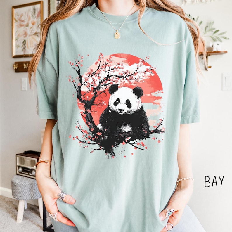 Boho Panda Bär T-Shirt: Vintage Japanische Kirschblüte Kunst Bild 5
