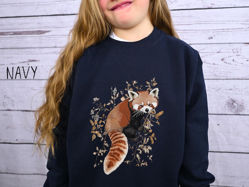 Bluza z nadrukiem Red Panda, bluza z okrągłym dekoltem Boho Red Panda dla młodzieży, śliczny dziecięcy sweter z bambusa, prezent dla miłośnika zwierząt, dziecięcy sweter z misiem zdjęcie 2