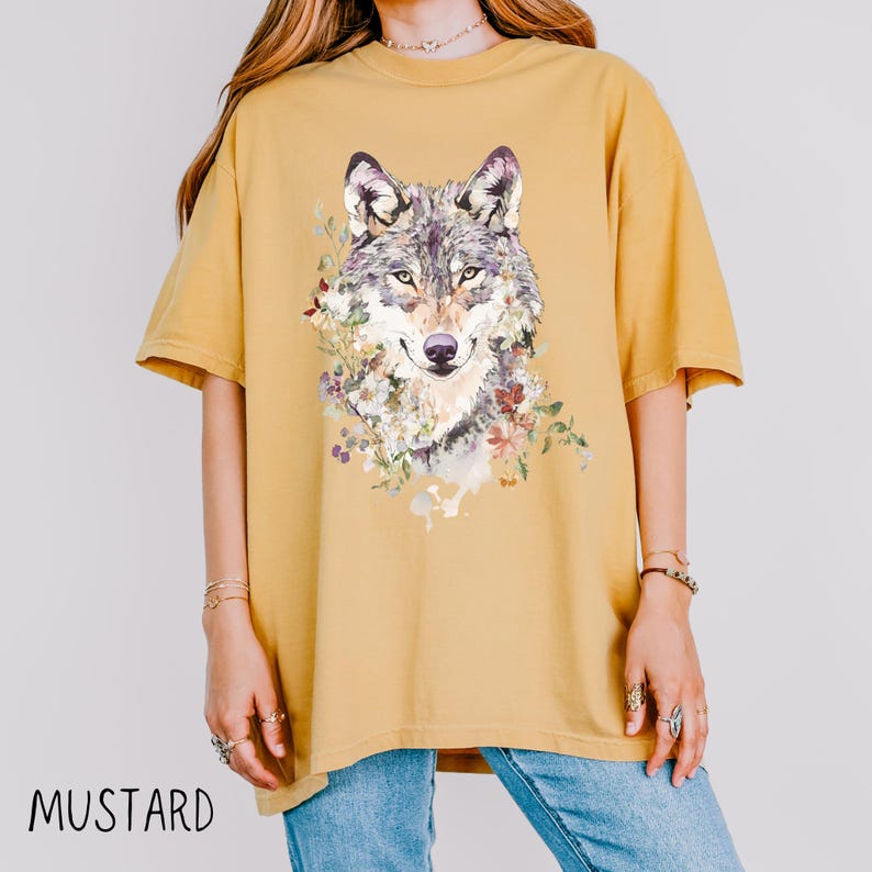 Maglietta con lupo acquerello Comfort Colors / T-shirt con grafica lupo vintage, maglietta con animaletto acquerello, regalo per gli amanti della natura, maglietta con arte astratta immagine 6
