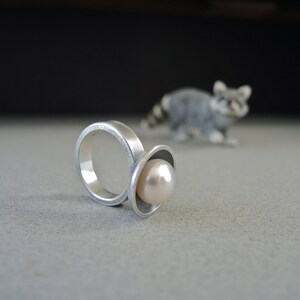 Pearl Ring, Freeform Pearl, Sterling Silver Ring, Oxidized, Lustrous